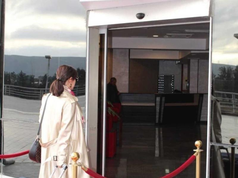 Crossway Hotel