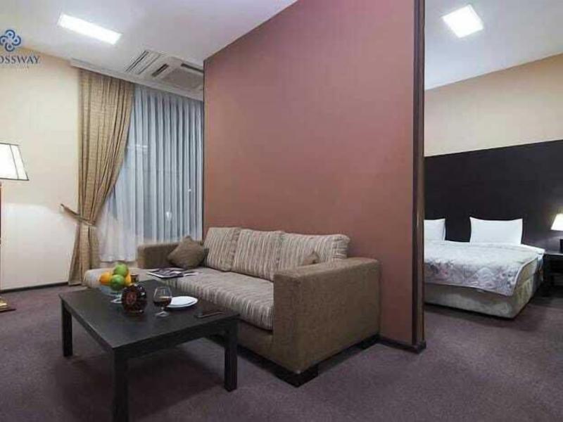 Crossway Hotel