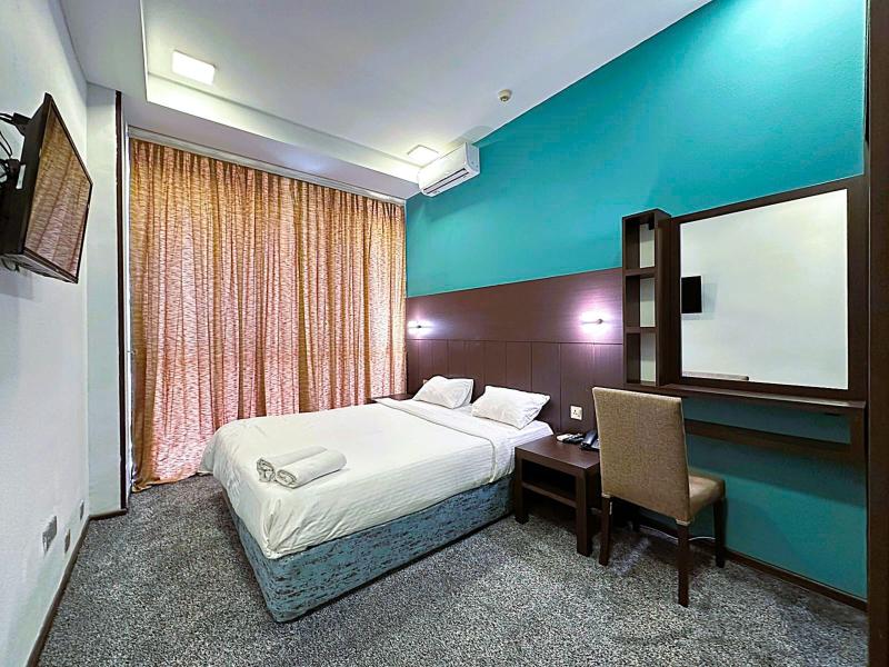 Crossway Hotel