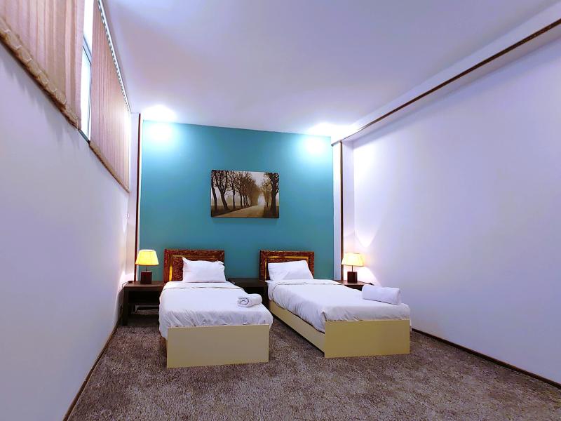 Crossway Hotel