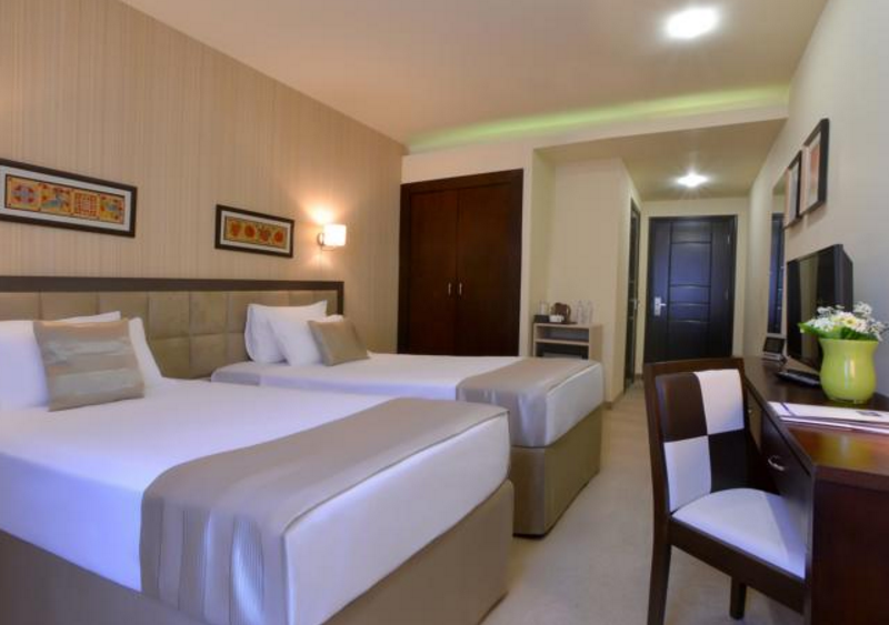 Minotel Barsam Suites