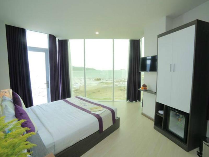 La Mer Hotel
