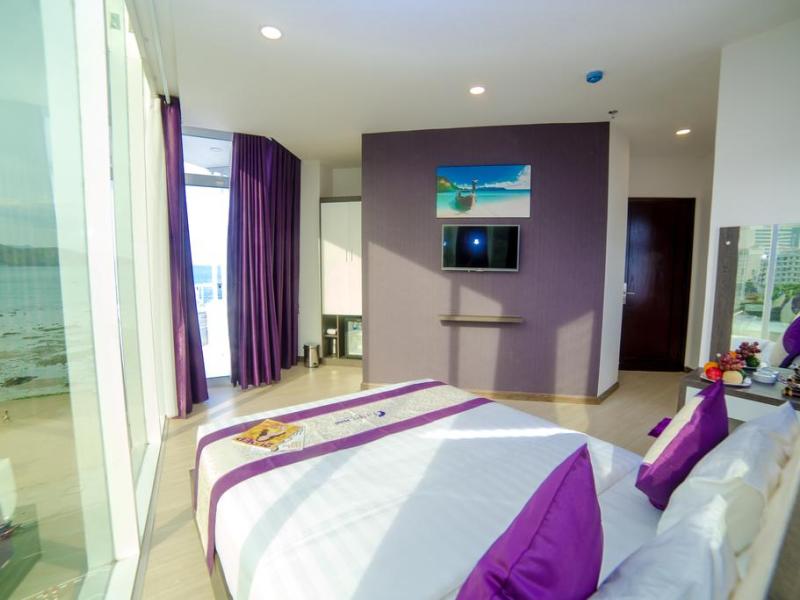 La Mer Hotel