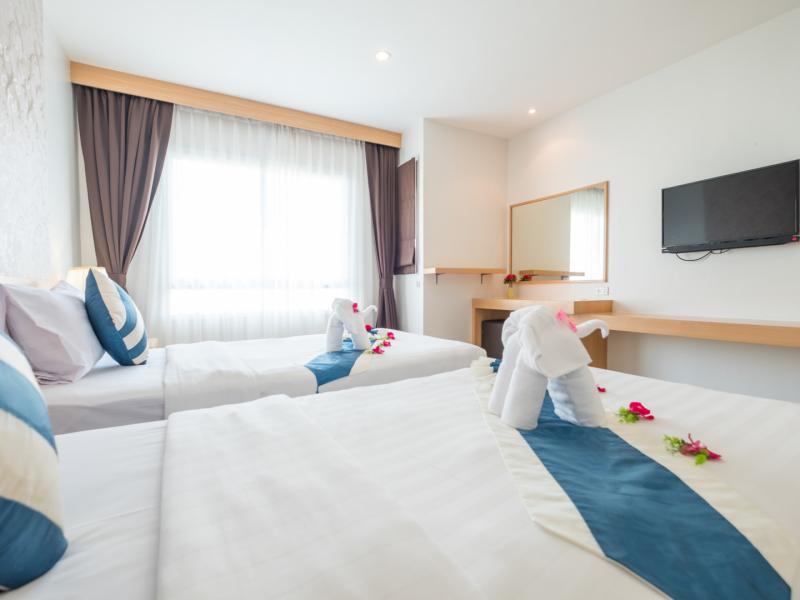 iCheck inn Central Patong