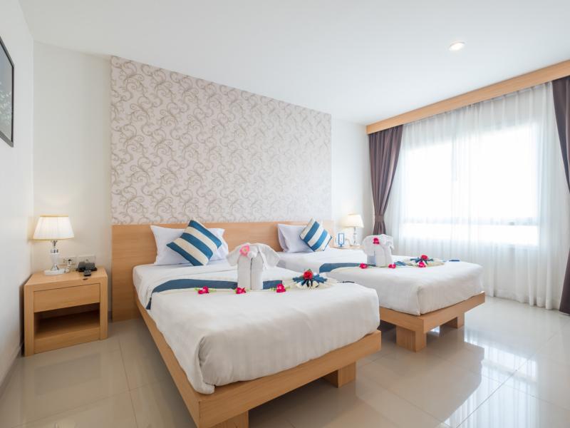 iCheck inn Central Patong