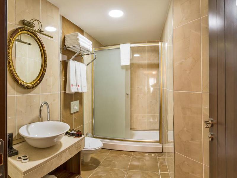 Marmara Place Old City Hotel