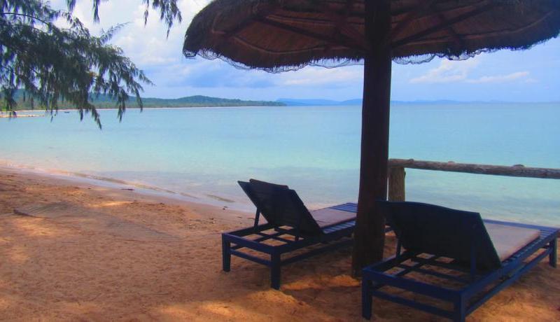 Bamboo Cottages & Restaurant