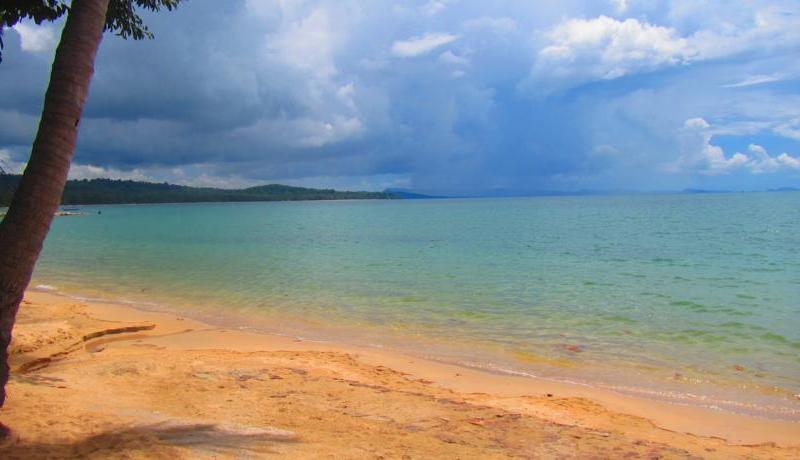 Bamboo Cottages & Restaurant