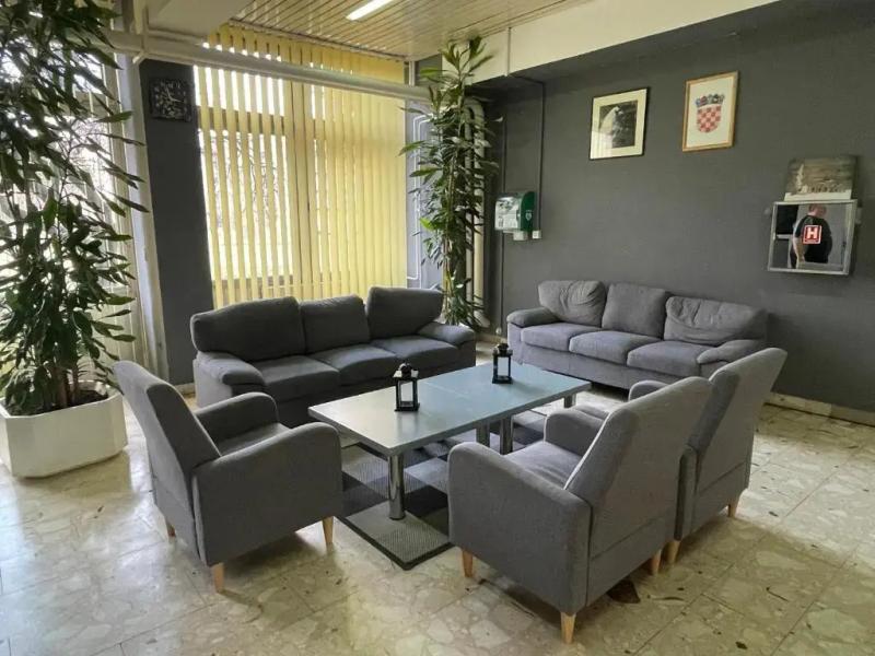 Hostel Arena