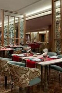 Отель The Leela Ambience Convention Hotel Delhi Индия, Дели, фото 44