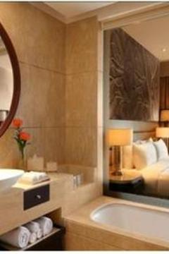 Отель The Leela Ambience Convention Hotel Delhi Индия, Дели, фото 6