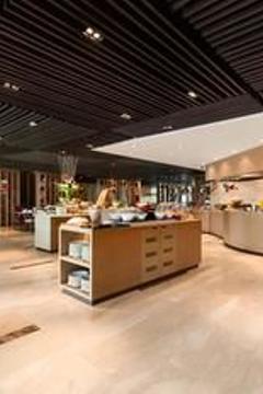 Отель The Leela Ambience Convention Hotel Delhi Индия, Дели, фото 9