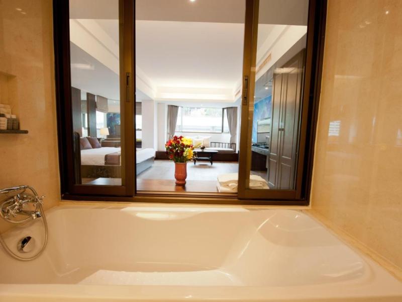 The Grand Sathorn