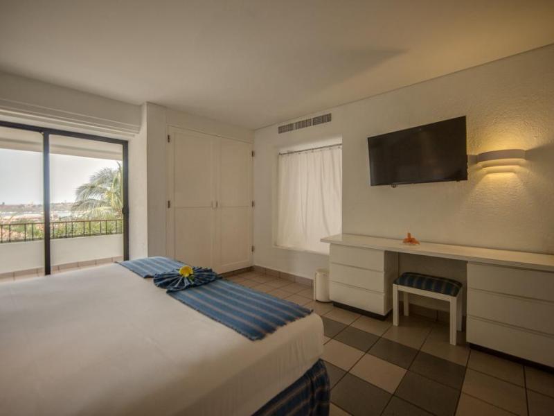 Park Royal Huatulco