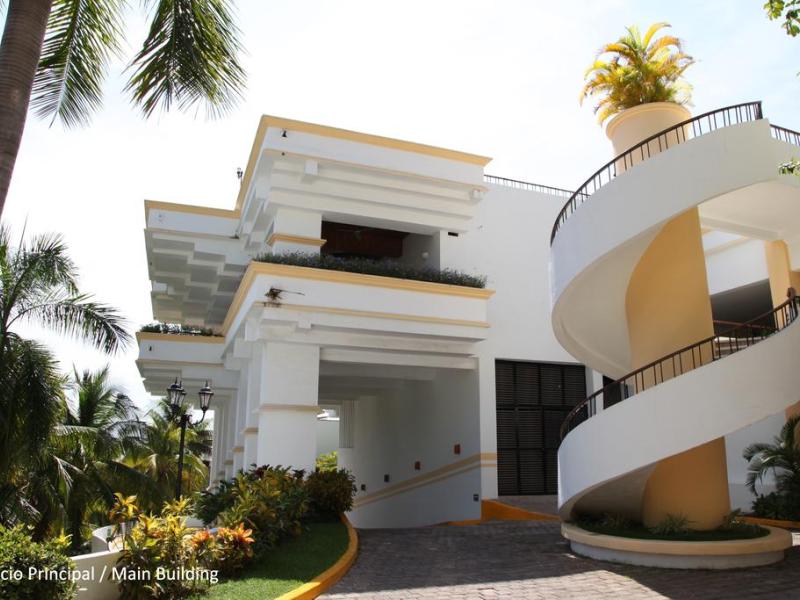 Park Royal Huatulco