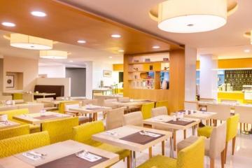 Отель Holiday Inn Muscat Al Seeb Оман, Маскат, фото 18