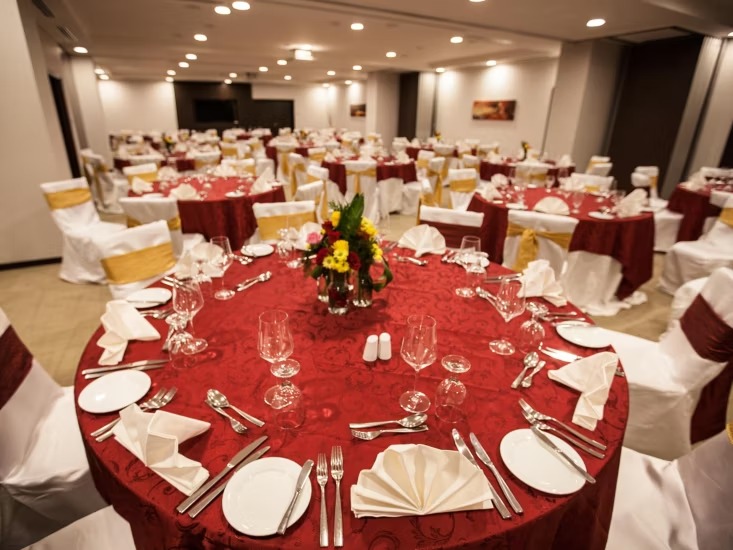 Holiday Inn Muscat Al Seeb