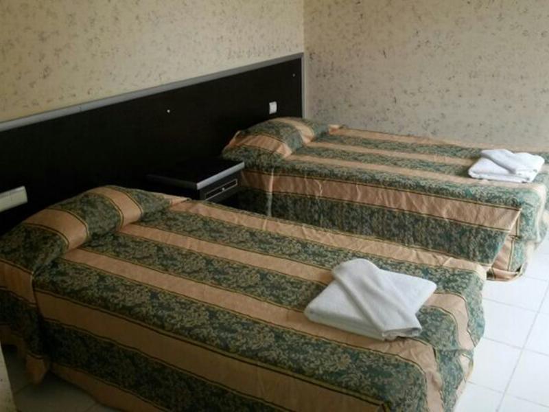 Red Stars Anex Hotel