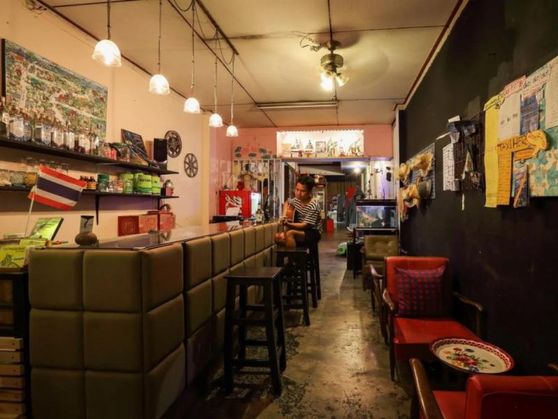 Phuket 43 Guesthouse