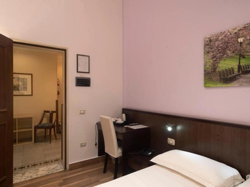 Hotel Tonic