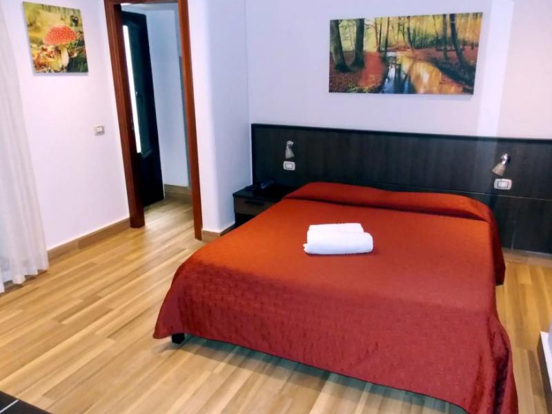 Hotel Tonic