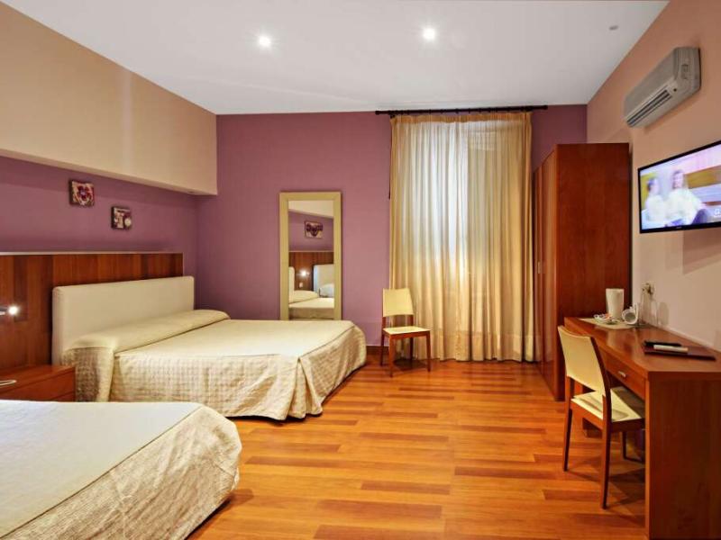 Hotel Tonic