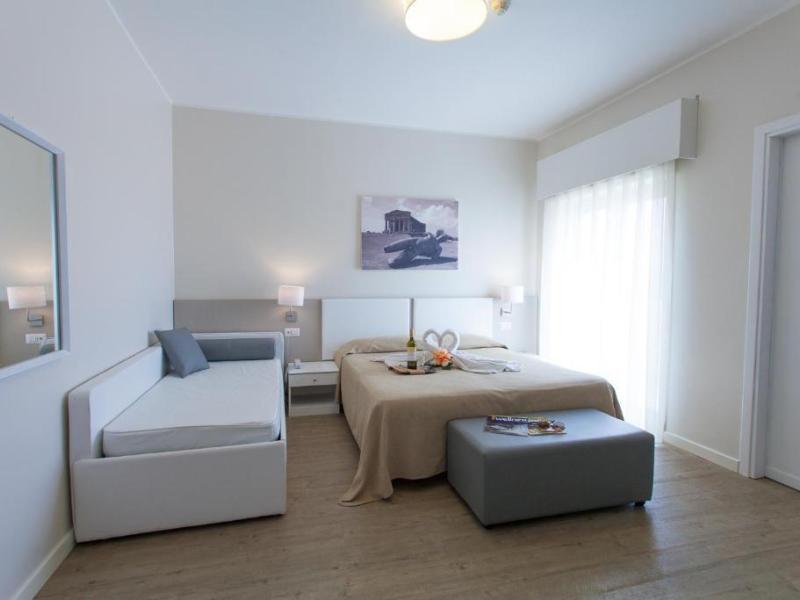 Hotel Costazzurra