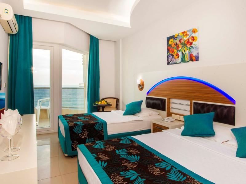 Kleopatra Ada Beach Hotel