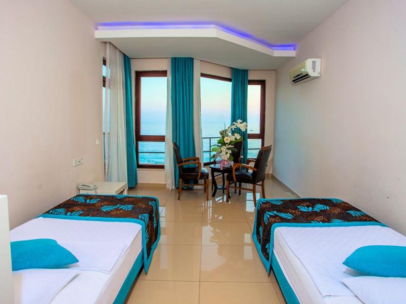 Kleopatra Ada Beach Hotel