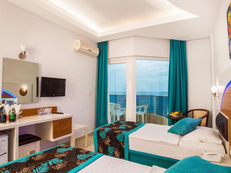 Kleopatra Ada Beach Hotel