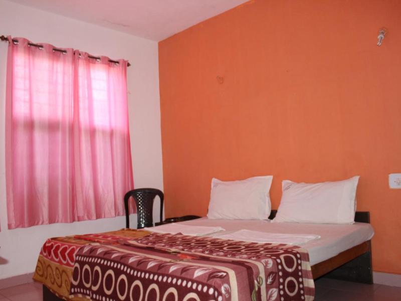 Poonam Guesthouse