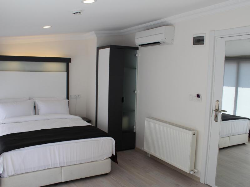 The Legend Platine Suite