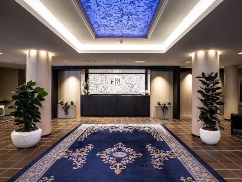 Hotel Mirage
