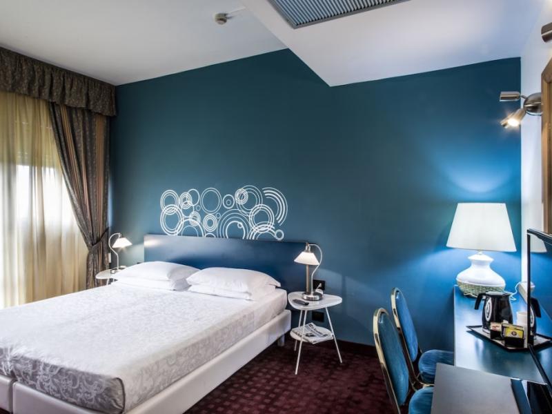 Hotel Mirage