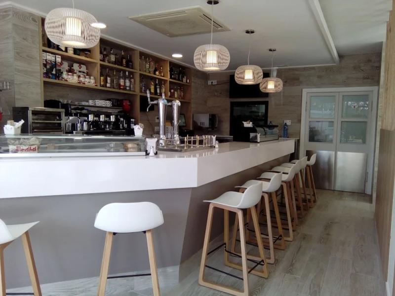 Hotel Abril