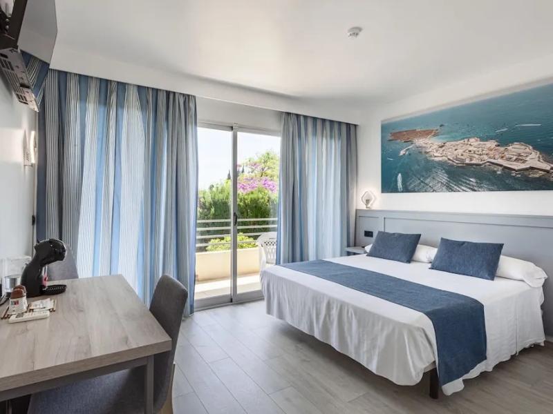 Hotel Abril