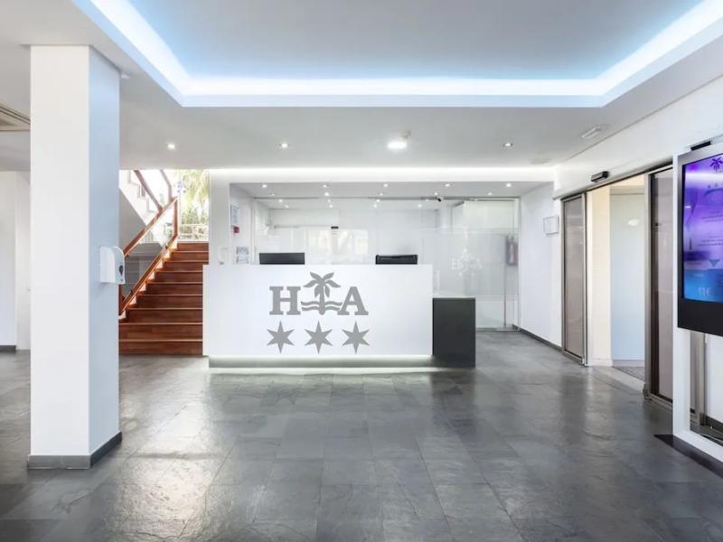 Hotel Abril