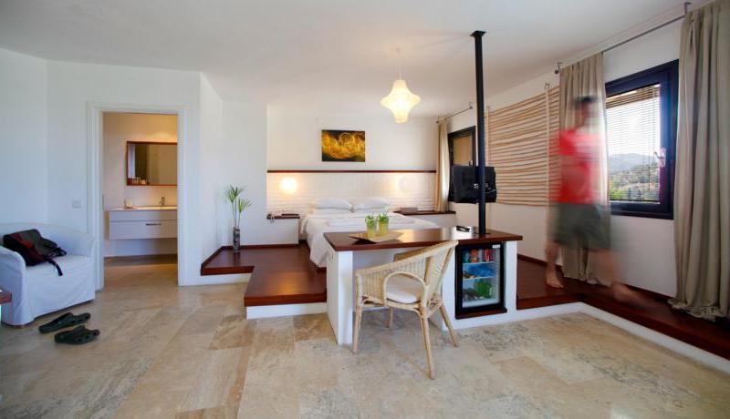 4Reasons Hotel+Bistro