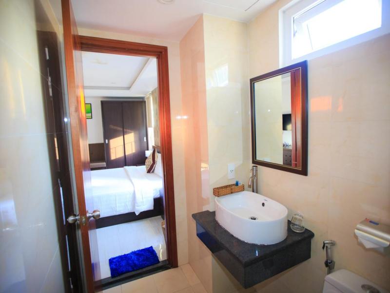 Lucky Star Hotel