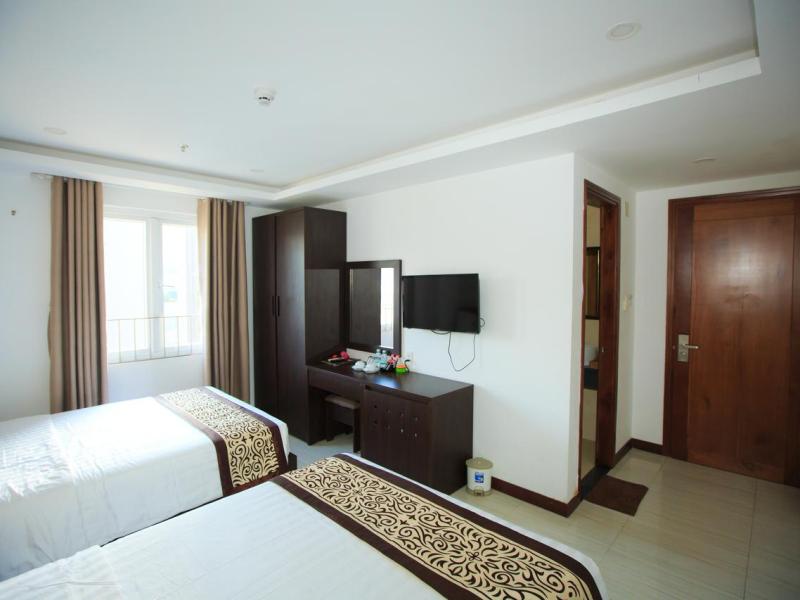 Lucky Star Hotel