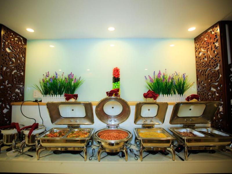Lucky Star Hotel