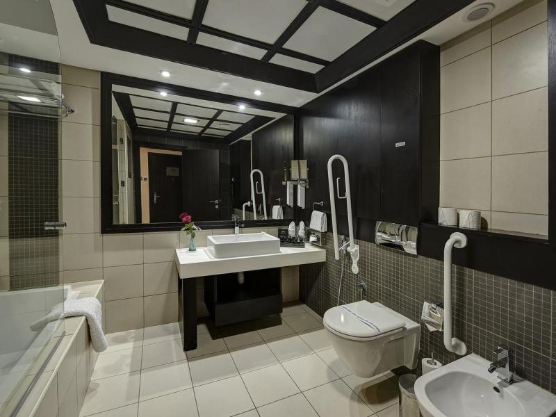 Raintree Rolla BurDubai