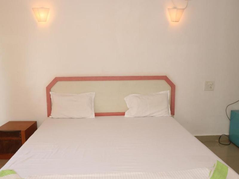 La Marine Morjim Beach Cottages