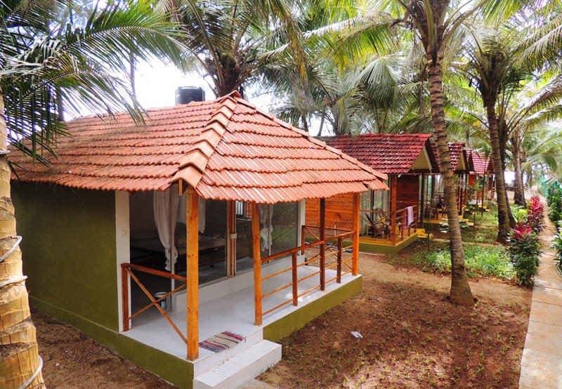 La Marine Morjim Beach Cottages