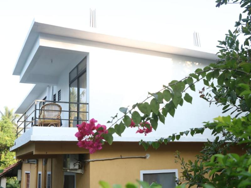 La Marine Morjim Beach Cottages