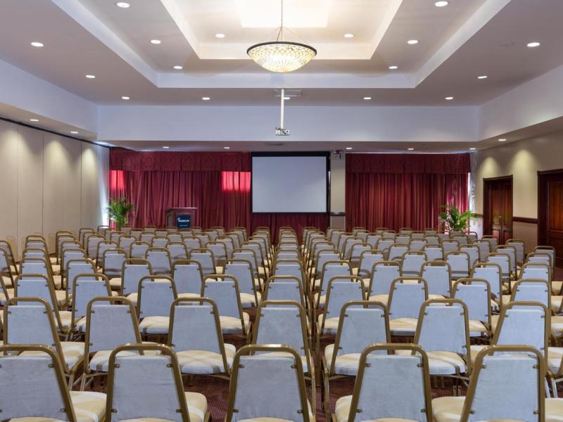 Hodelpa Garden Suites Golf & Beach Club