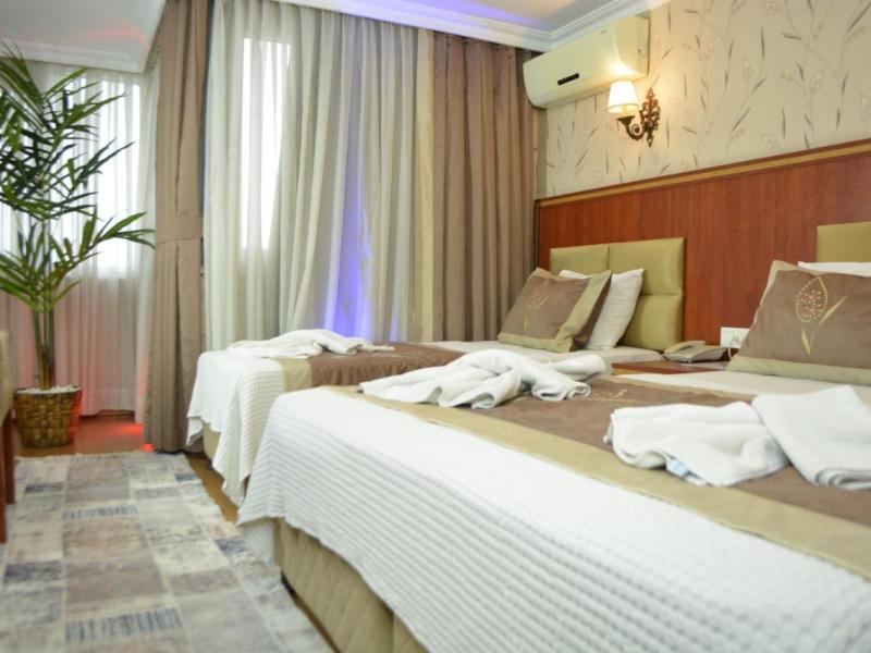 Hermanos Hotel