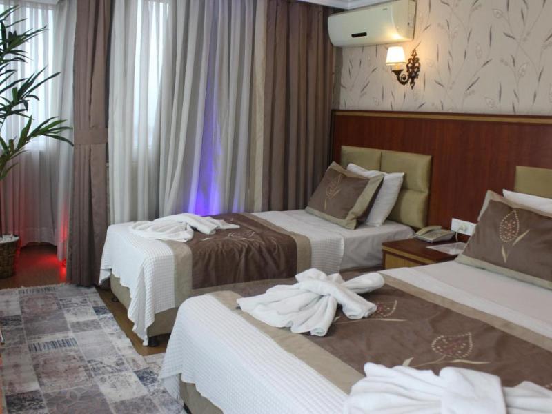 Hermanos Hotel