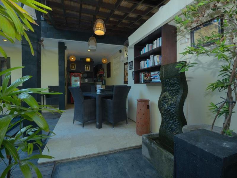 Andari Legian Hotel