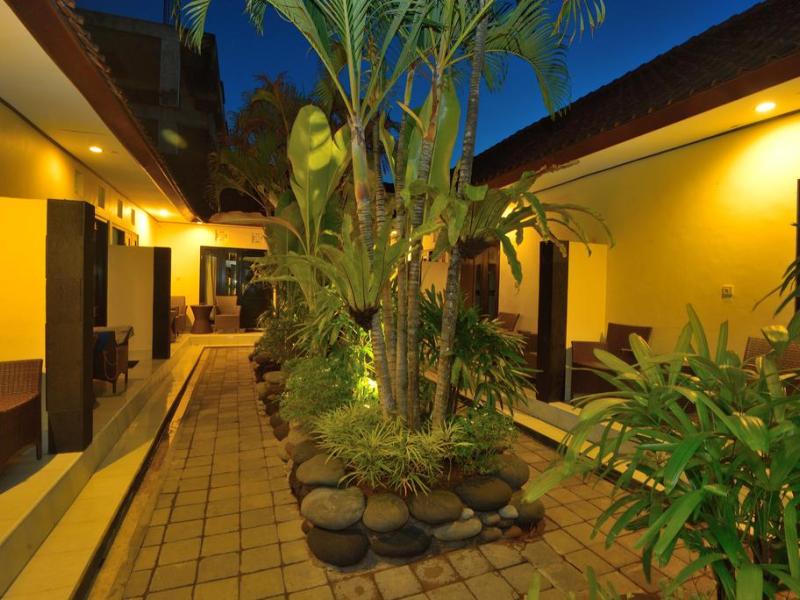 Andari Legian Hotel